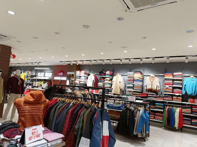 Monte Carlo factory outlet
